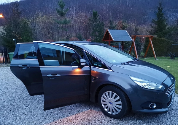 Ford S-Max cena 45000 przebieg: 277500, rok produkcji 2016 z Wojcieszów małe 154